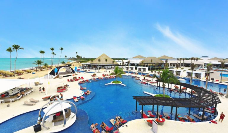 A Detailed Review: Chic Punta Cana – Luxury Travel
